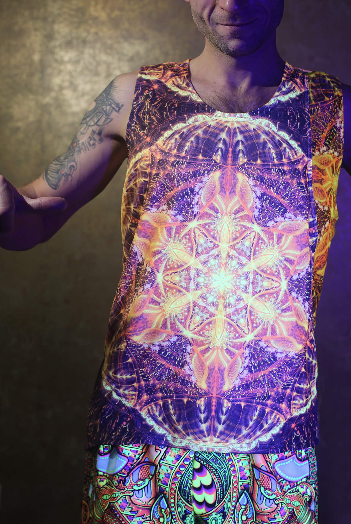 T-shirt with poсkets "SUN"