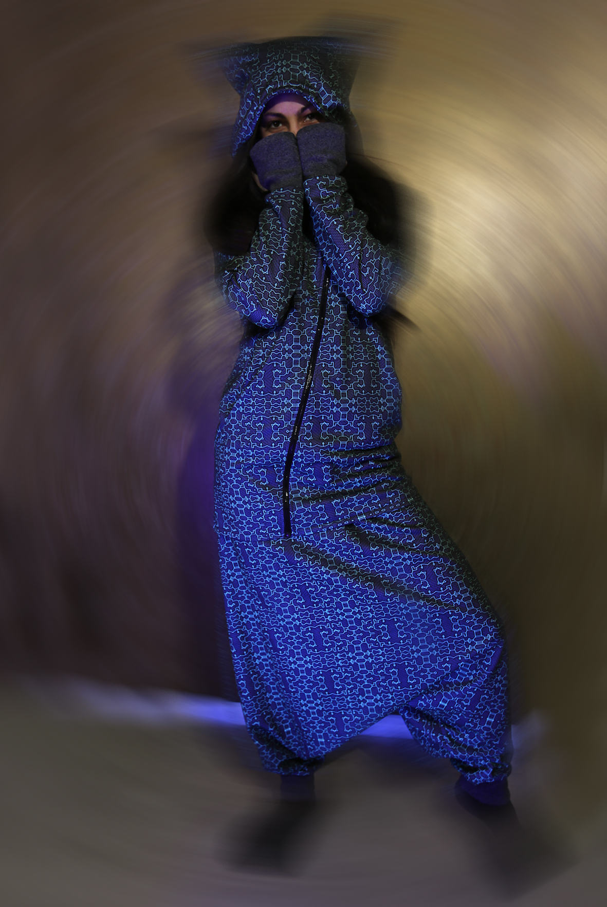 "Shipibo" suit