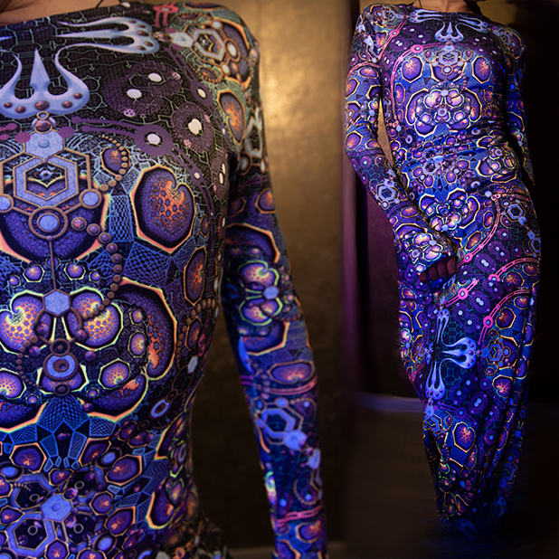 "Banyan fractal" suit