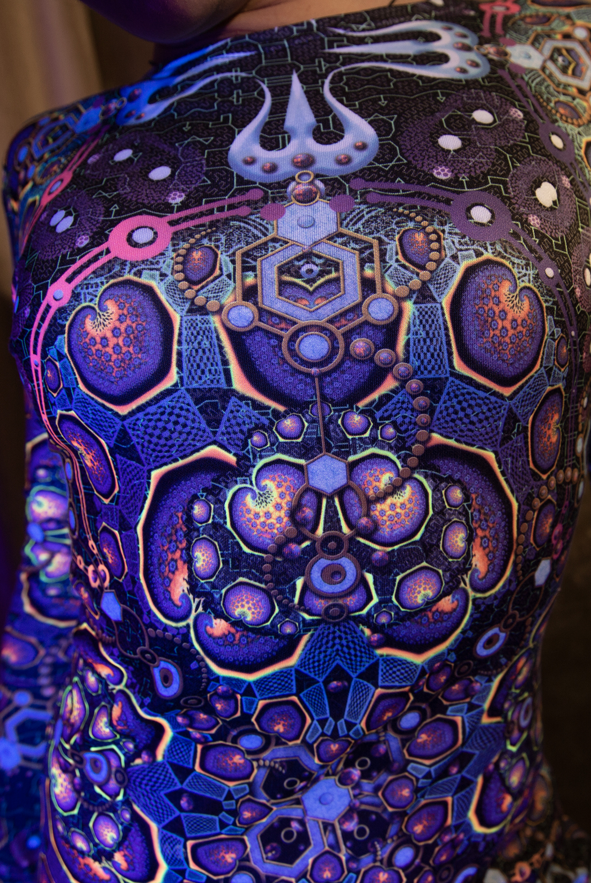 "Banyan fractal" suit