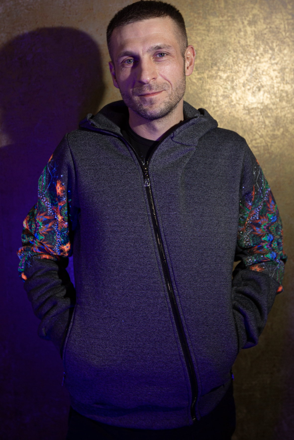 "INSOMNIA" zip hoodie