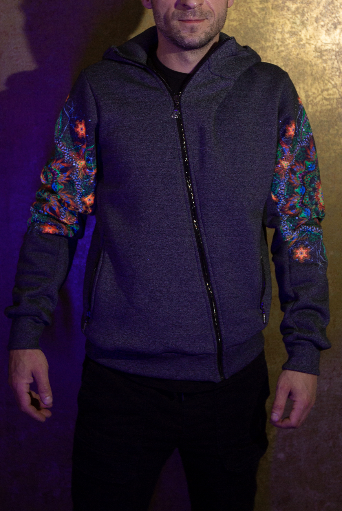 "INSOMNIA" zip hoodie